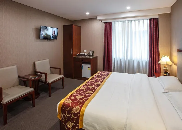 Megaboom City Hotel
