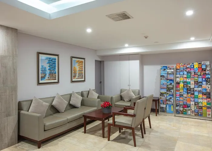 Megaboom City Hotel